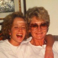 Patricia Thiel Photo 20