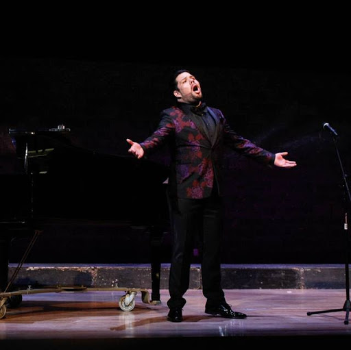 Ricardo Calderon Photo 28