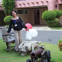 Lydia Robles Photo 35