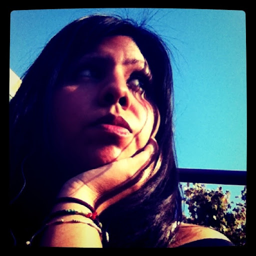 Veronica Lozano Photo 34
