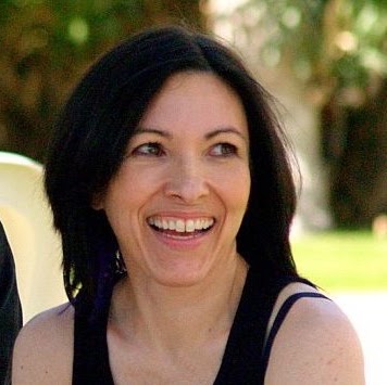Lynda Sandoval Photo 20