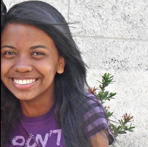 Sarah Almeida Photo 8