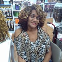 Carolyn Brooks Photo 27