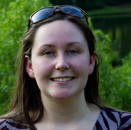Elizabeth Douglas Photo 54