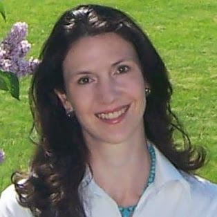 Julia Weston Photo 9