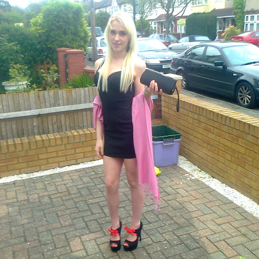 Charlotte Kerr Photo 7