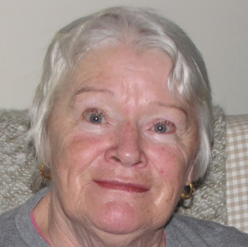 Clara Bartley Photo 4