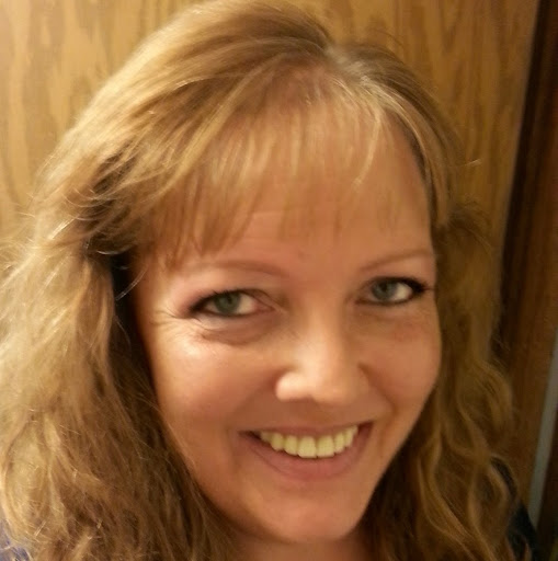 Pamela Graves Photo 25