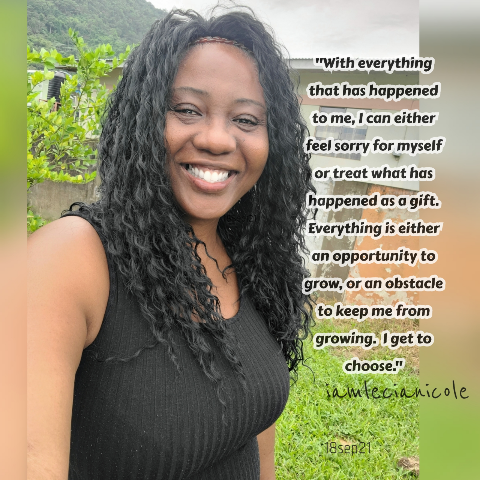 Nicole Richards Photo 36