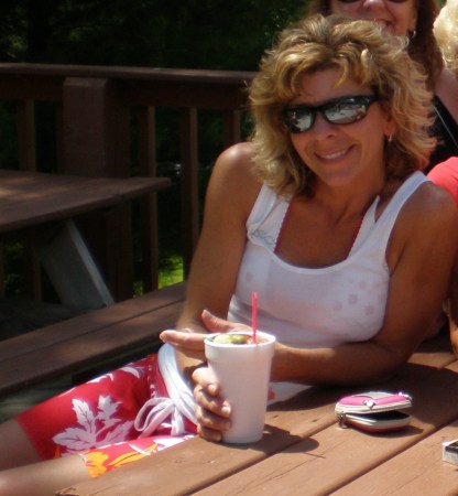 Christine Mahoney Photo 29