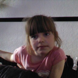 Robyn Small Photo 28
