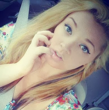 Hayley Sapp Photo 3