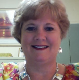Lori Garrison Photo 34