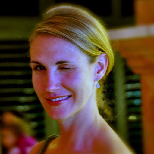 Laurie Stone Photo 47