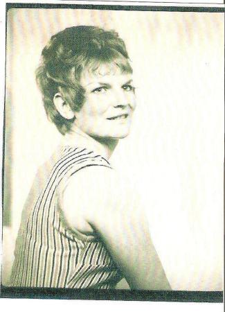 Brenda Golden Photo 24