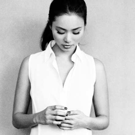 Julie Cullen Photo 26