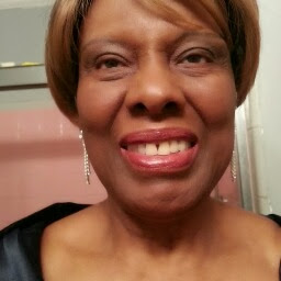 Gloria Harris Photo 33