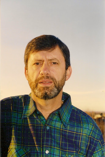 Roger Hurst Photo 34