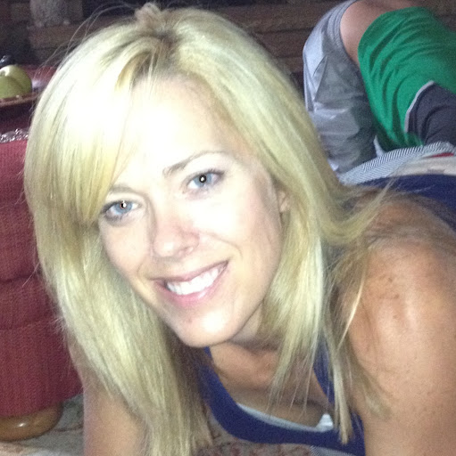 Julie Mullis Photo 4