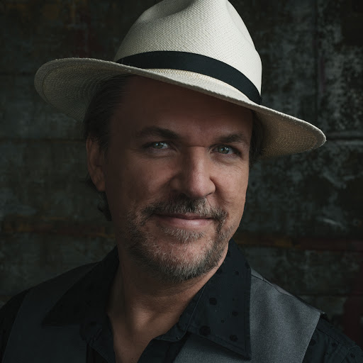 Mark O'Connor Photo 9