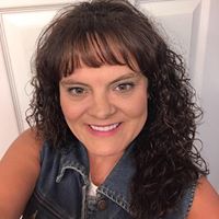 Nicole Neely Photo 9