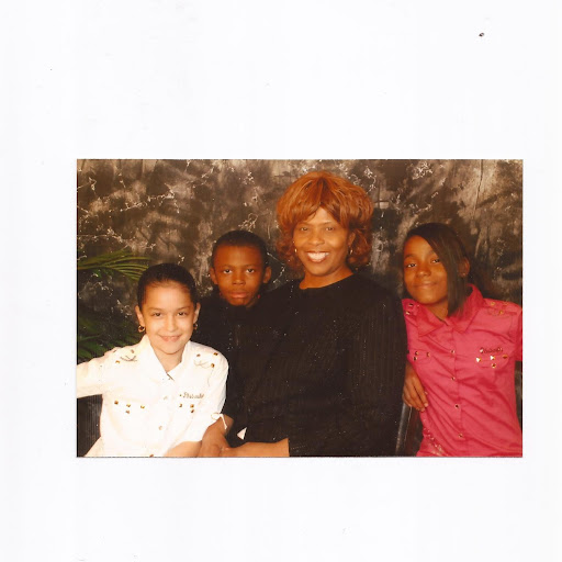 Debra Hubbard Photo 28