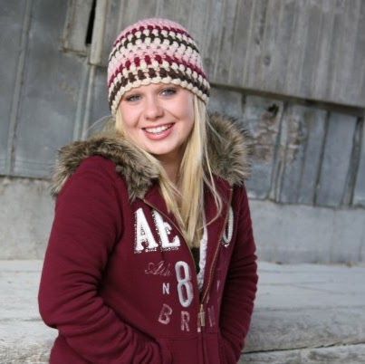 Samantha Garner Photo 34