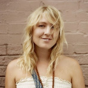 Angela Dawson Photo 45