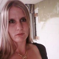 Danielle Holman Photo 6