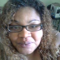 Vanessa Robinson Photo 36