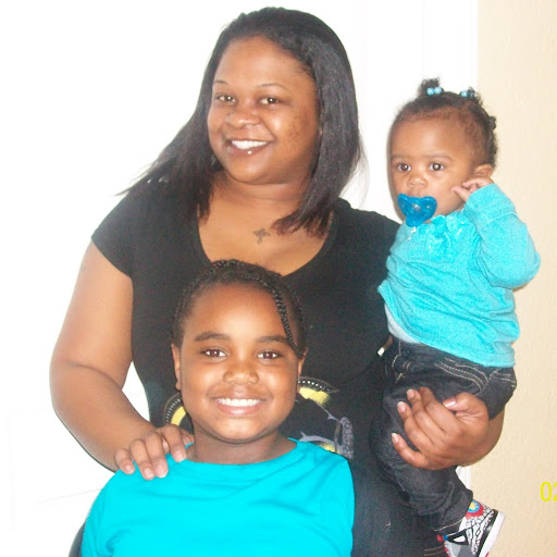 Sonya Thompson Photo 15