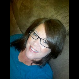 Tonya Hamilton Photo 38