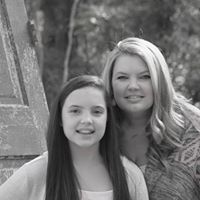 Natalie Hodges Photo 11