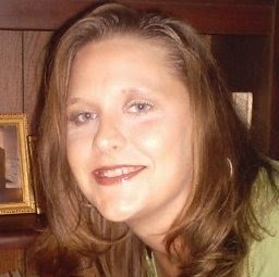 Lisa Bacon Photo 7