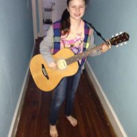 Julie Tyler Photo 9