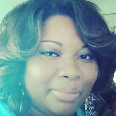 Candice Robinson Photo 9