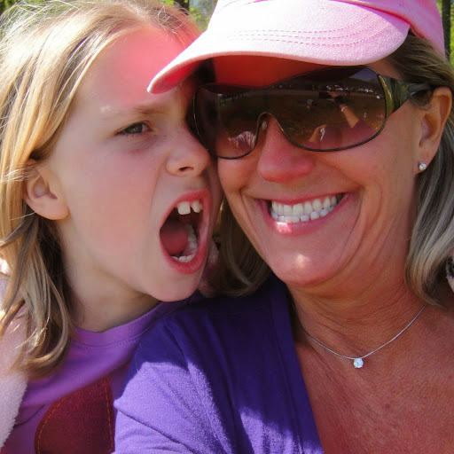 Lisa Perdue Photo 34