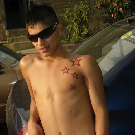 Alvaro Montoya Photo 18