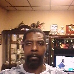 Damon Brown Photo 37