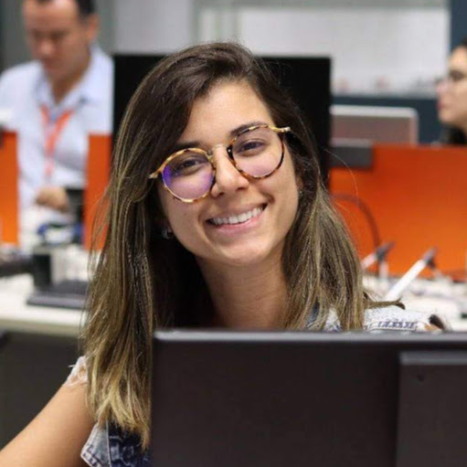 Roberta Andrade Photo 15