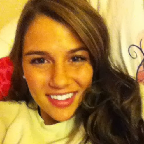 Andrea Jones Photo 15