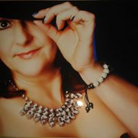 Jennifer Lawlor Photo 25