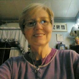 Carolyn Armstrong Photo 36