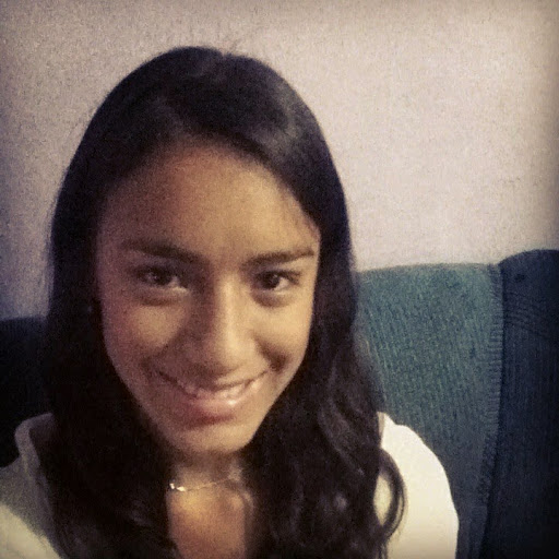 Sarah Rojas Photo 32