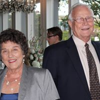 Juanita Howell Photo 7