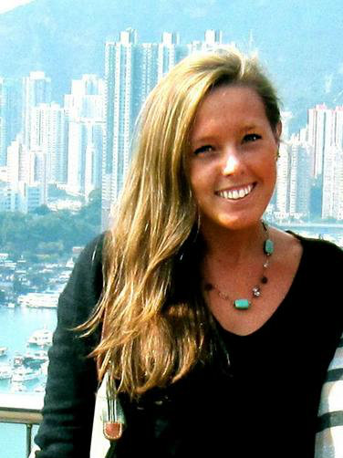 Laura Carlson Photo 10
