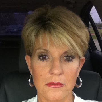 Tracie Peters Photo 13