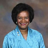 Carolyn James Photo 21