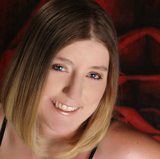 Andrea Locke Photo 23
