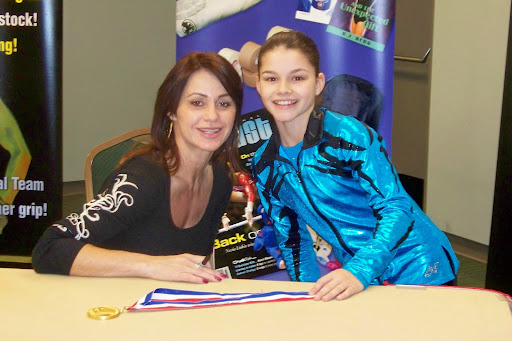 Mary Nicholson Photo 13